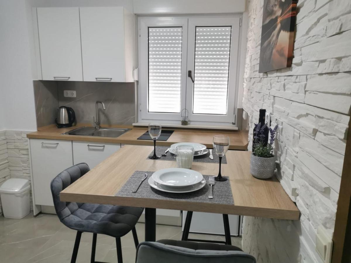 Apartments Marina トロギール エクステリア 写真