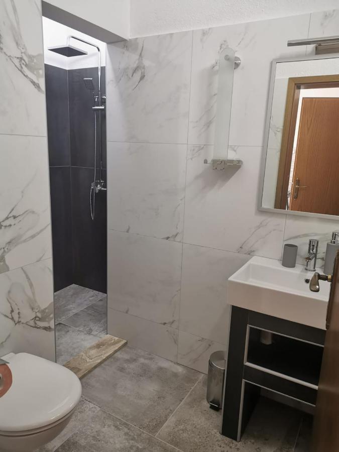 Apartments Marina トロギール エクステリア 写真